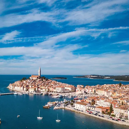 בית נופש Viskovic By Interhome רוביני