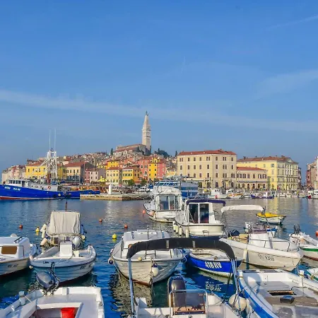 Viskovic By Interhome רוביני