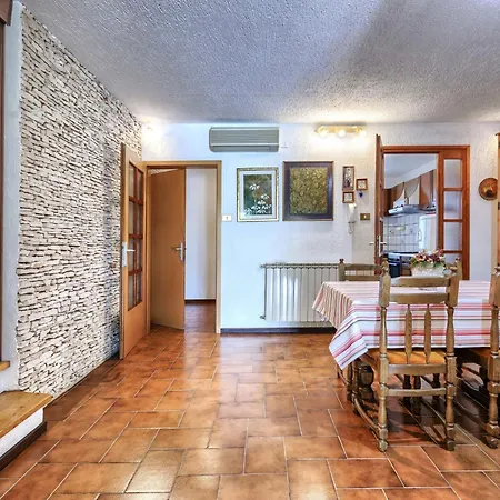 Viskovic By Interhome