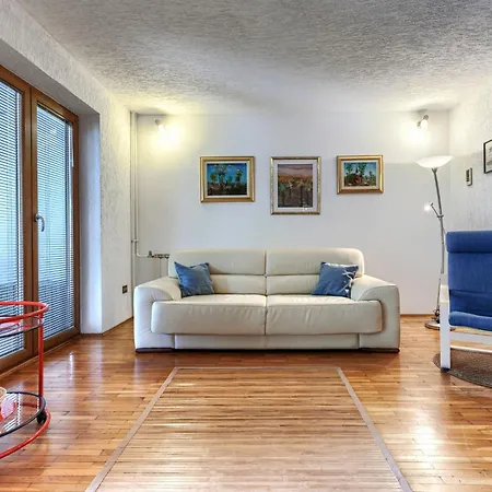 Viskovic By Interhome