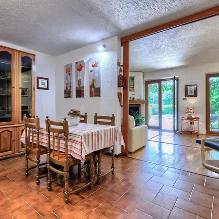 Viskovic By Interhome בית נופש