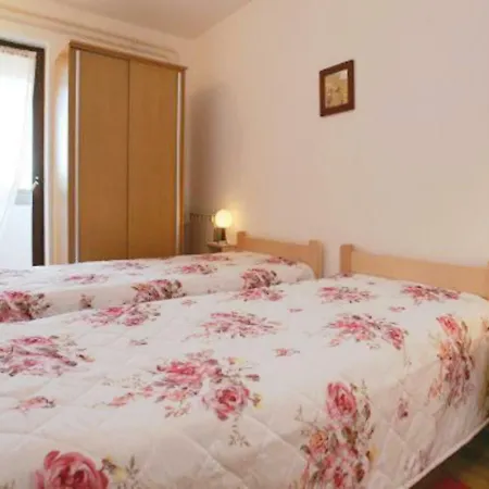 Nyaraló Viskovic By Interhome Rovinj