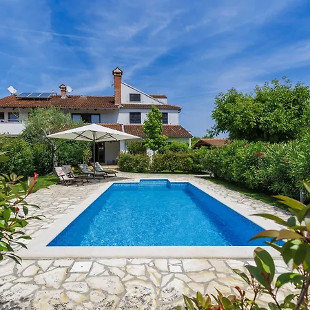 Nyaraló Viskovic By Interhome Rovinj